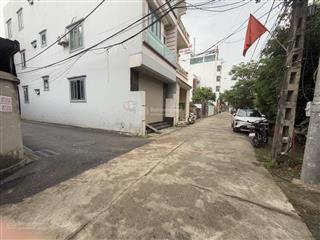 81m tuân lề tiên dương đông anh cách 1 nhà ra bìa làng  3 bước chân ra đường đôi 40m 