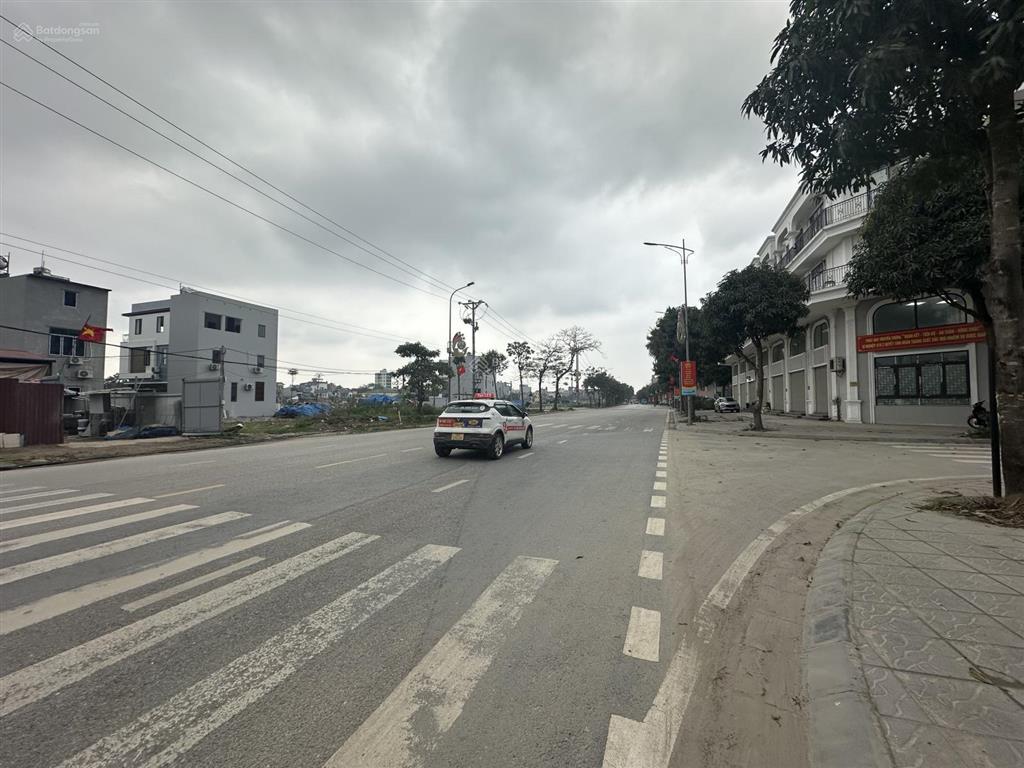 Sốc biệt thự 319 diện tích 72m view quảng trường kinh doanh giá 9 tỷ trong tầm tay