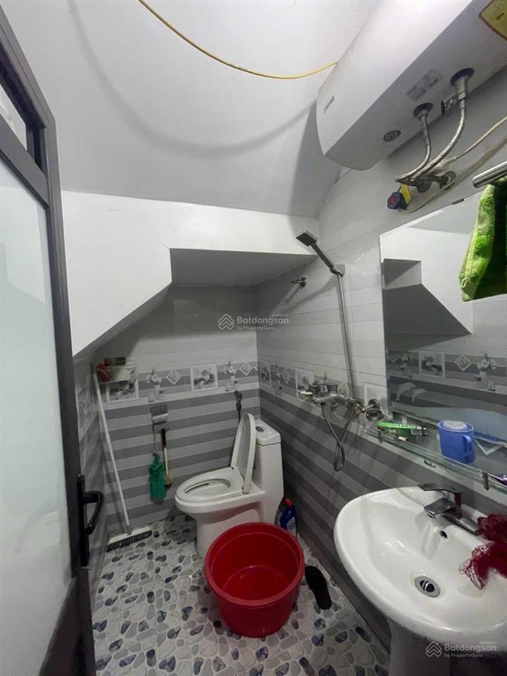 Cần bán nhanh nhà 2 tầng trung oai, phúc thịnh, sẵn cột kèo lên tầng, gần cầu nhật tân