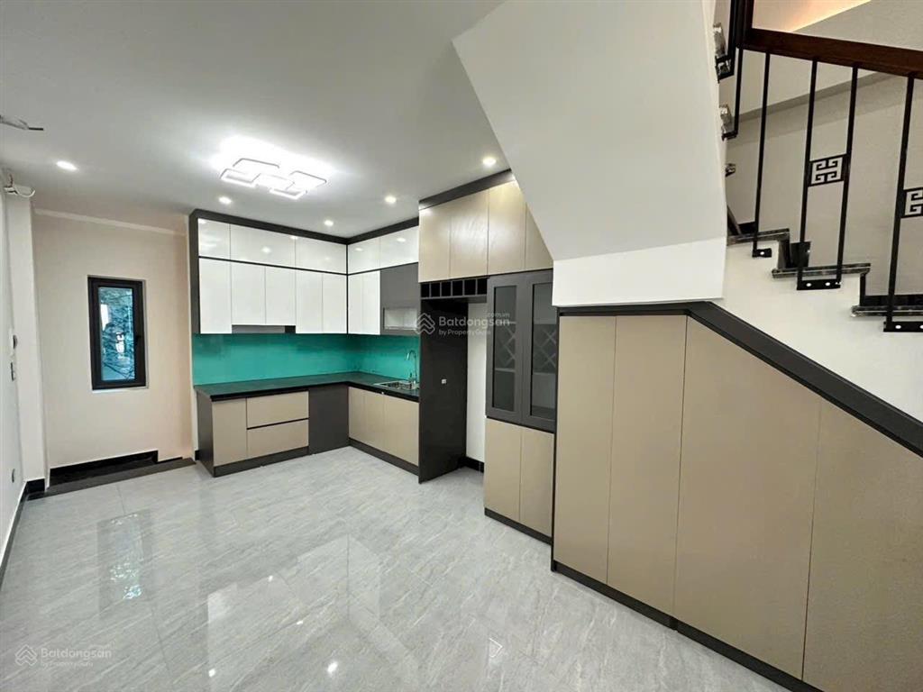 5 tầng lễ pháp phúc thịnh ngõ thông ô tô 7 chỗ chạy vòng quanh  sát cầu nhật tân tc 5 tỉ nhỏ