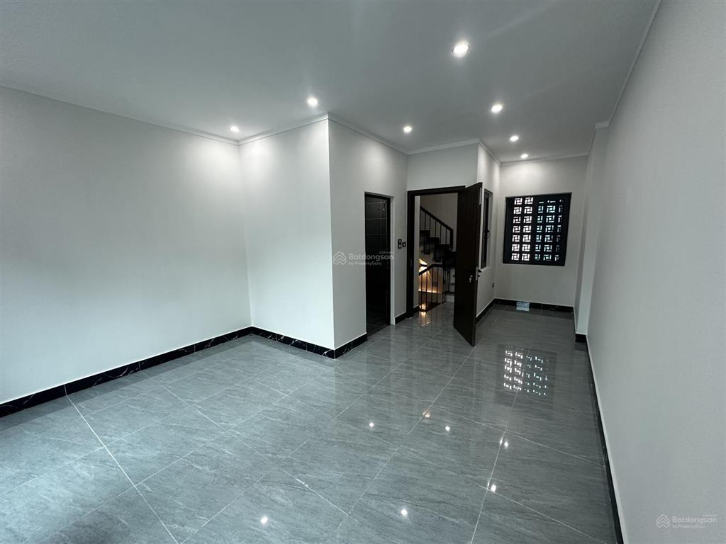 Bán căn 5 tầng tổ 24 thị trấn đông anh, giá cực rẻ hơn 4,1 tỷ