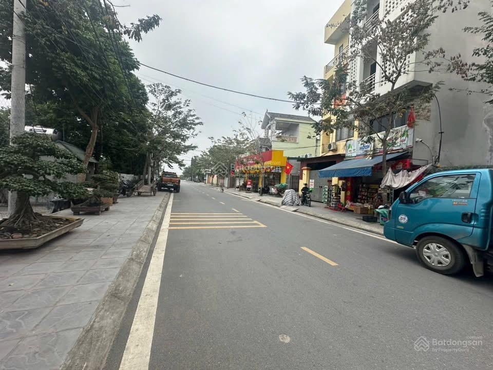 Trục chính kinh doanh lễ pháp, lô góc đường thông ô tô tránh