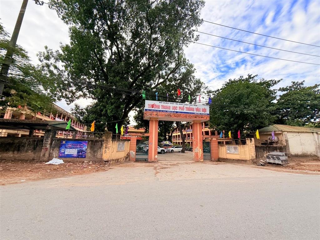 70m đấu giá vân nội phúc thịnh đông anh vỉa hè rộng, mt 6m  gần chân cầu nhật tân giá 6tỉ nhỏ