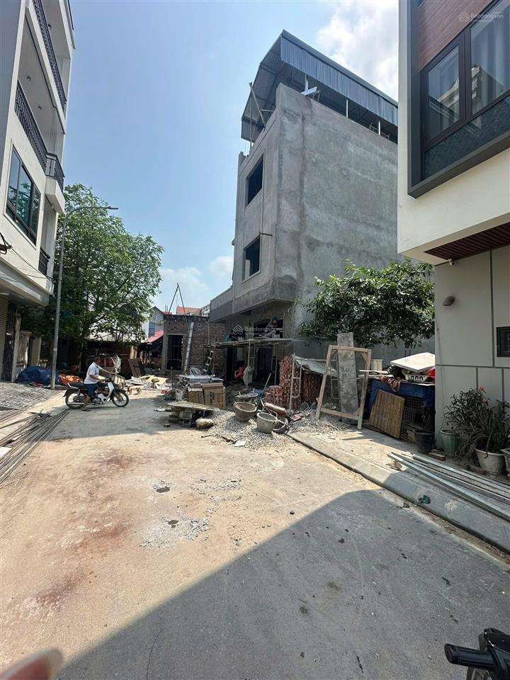 70m đấu giá vĩnh thanh, vĩnh ngọc  vỉa hè rộng, mặt tiền 5m, đường ô tô tránh, giá 11,8 tỷ