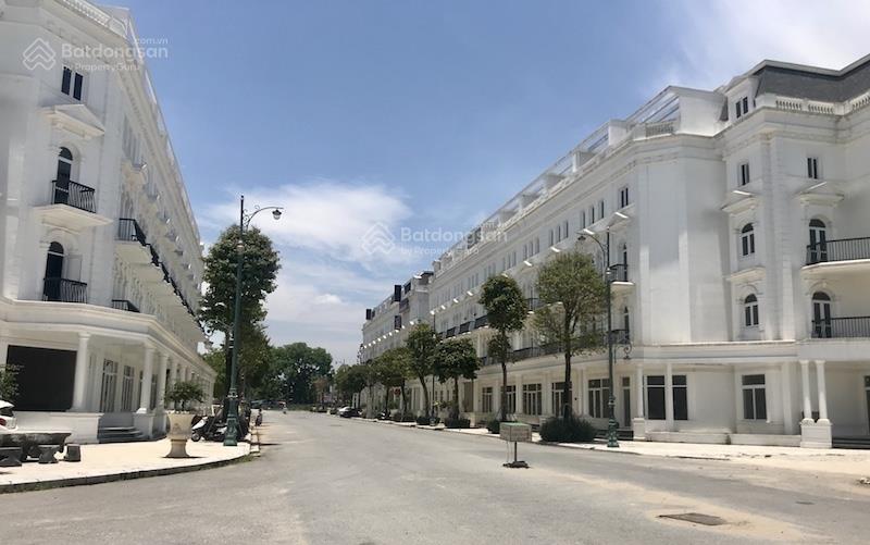 Chính chủ bán gấp lk louis city đại mỗ đã hoàn thiện cao cấp, nằm trên trục chính view công viên.