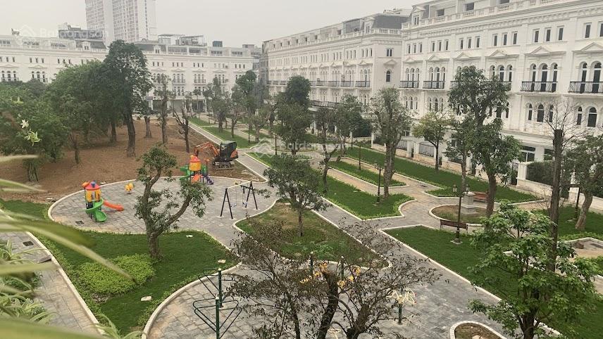 Chính chủ bán gấp lk louis city đại mỗ đã hoàn thiện cao cấp, nằm trên trục chính view công viên.