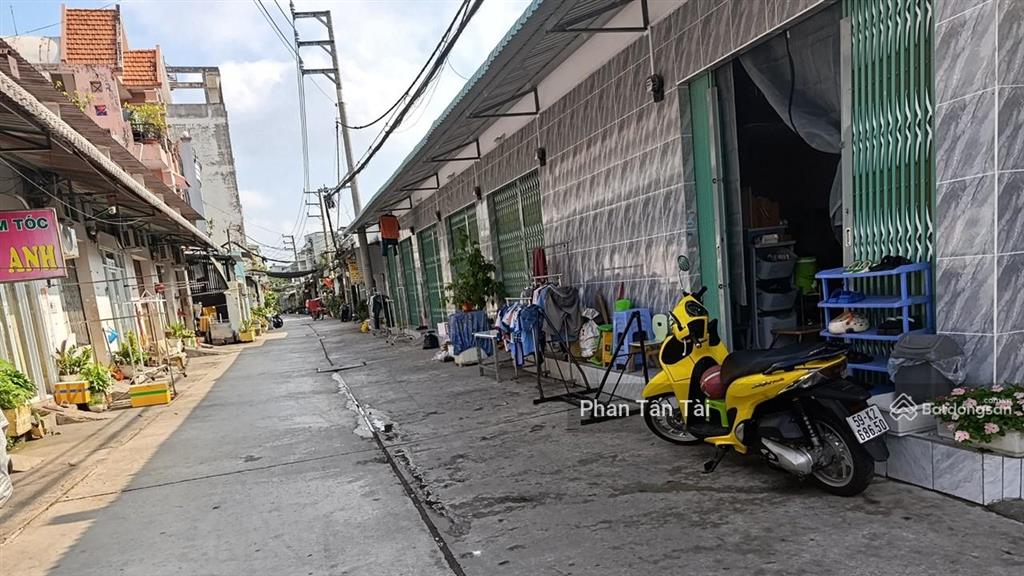 Tân tạo  nhà mặt tiền cầu kinh  lô góc 123m² 4,3mx27m  6 phòng mặt bằng kd  bđs đầu tư  6,9 tỷ