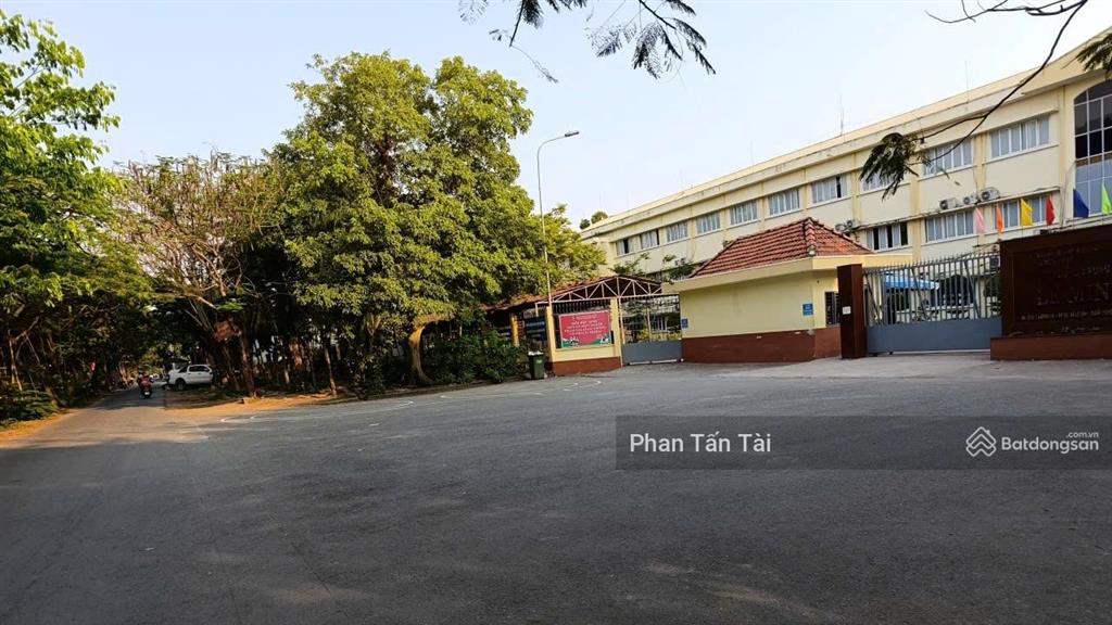 Bán nhà mặt tiền lô 2  trần văn giàu kề kcn lê minh xuân 289m2 ngang 6,5m kd đa ngành tl từ 9,7 tỷ