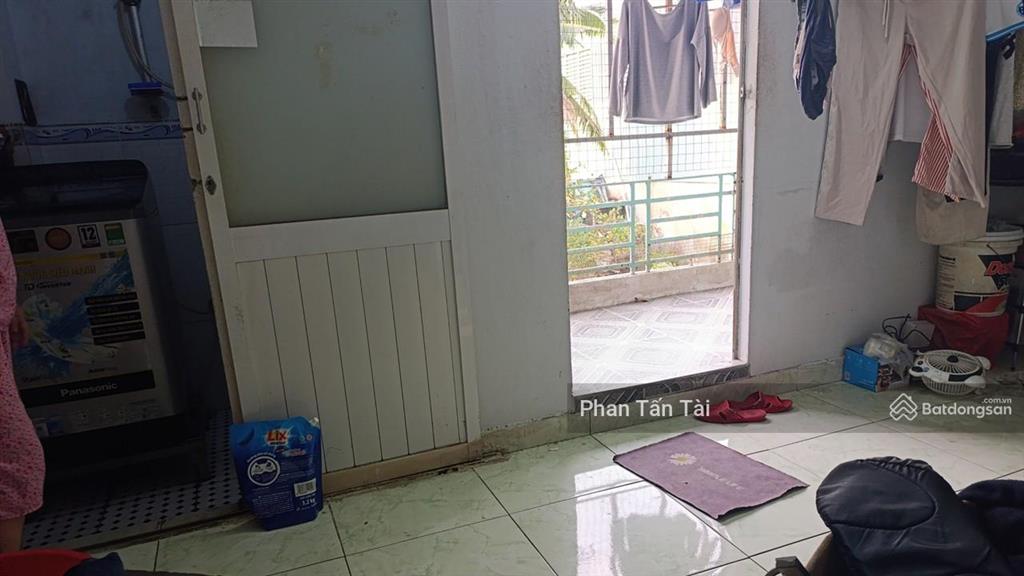 Bán nhà sổ riêng tân quý tây ở bình chánh 82,8m2, ngang 5m, 100 ra ql1a  lê khả phiêu giá 3,3 tỷ