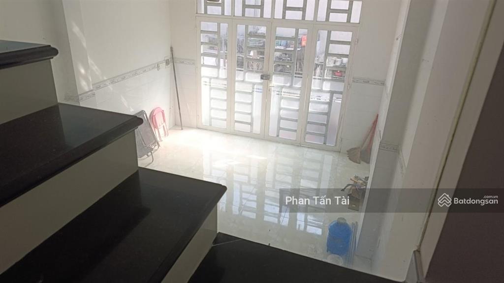 Bán 8 tỷ nhà 4 tầng 14 phòng cao cấp ở góc bà thau  nguyễn cửu phú cạnh đại học y phạm ngọc thạch