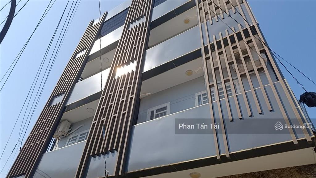 Bán 8 tỷ nhà 4 tầng 14 phòng cao cấp ở góc bà thau  nguyễn cửu phú cạnh đại học y phạm ngọc thạch