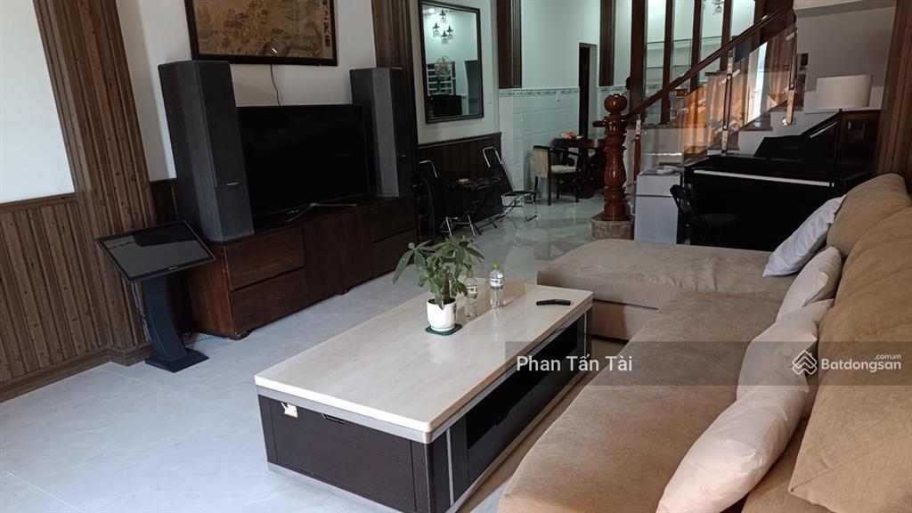 Bán 8 tỷ nhà 4 tầng 14 phòng cao cấp ở góc bà thau  nguyễn cửu phú cạnh đại học y phạm ngọc thạch