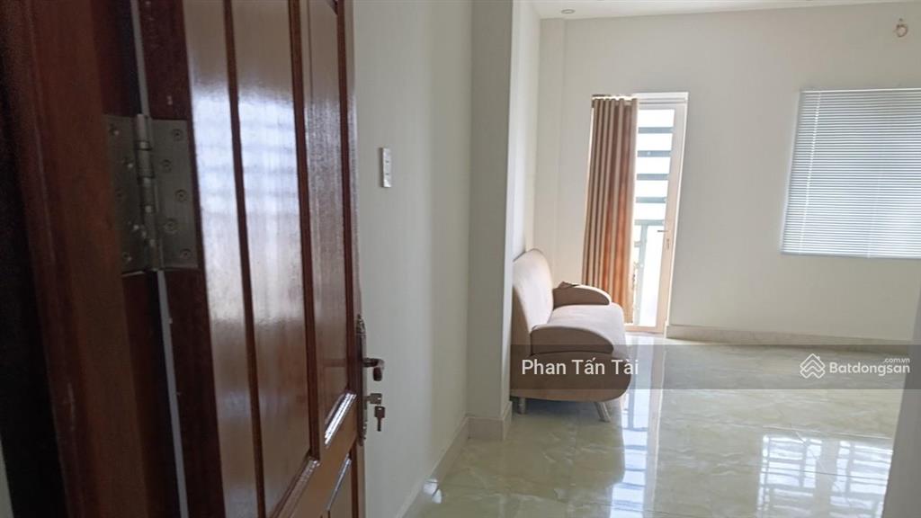 Bán 8 tỷ nhà 4 tầng 14 phòng cao cấp ở góc bà thau  nguyễn cửu phú cạnh đại học y phạm ngọc thạch