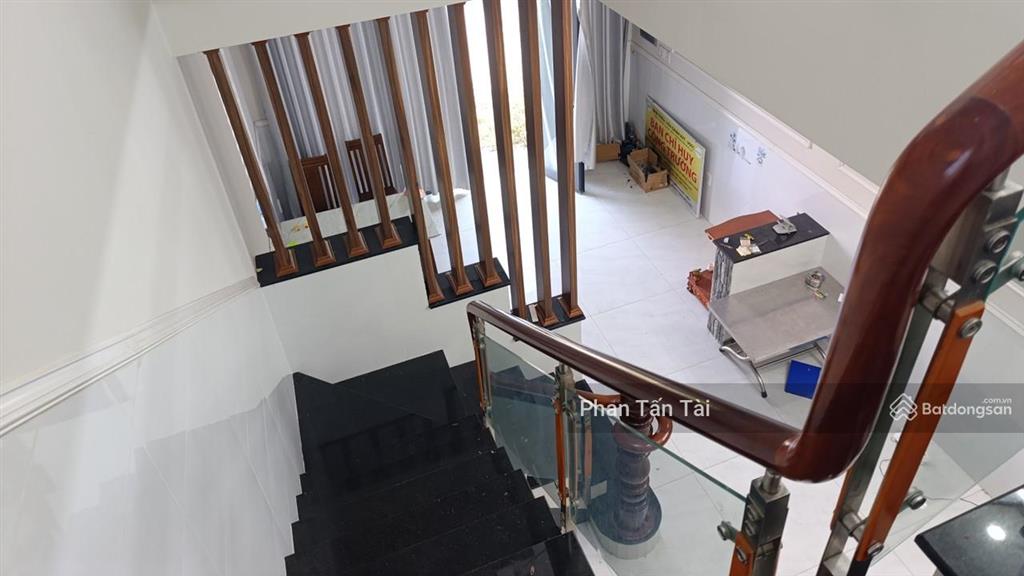 Bán 6,2tỷ nhà vườn 569.7m2 ngang 8,6 nở hậu 14m đường 8m thẳng trục vài mươi mét ra hoàng phan thái
