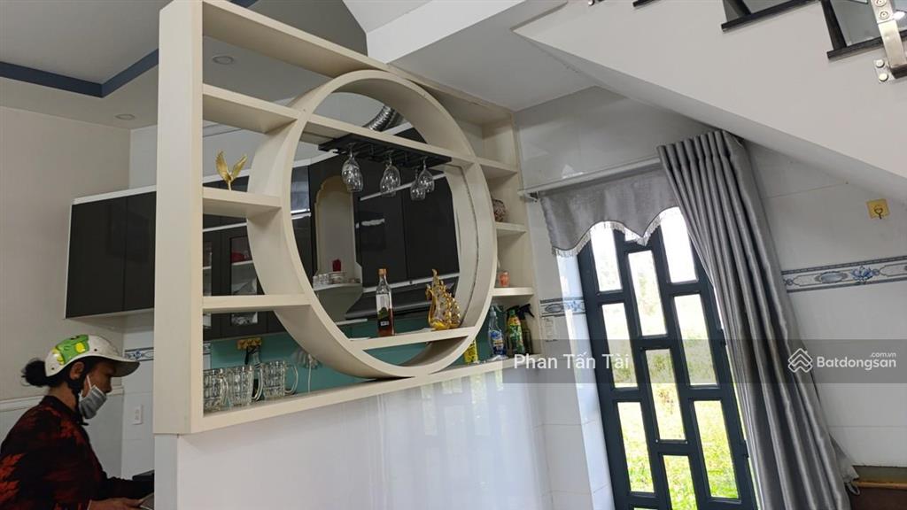 Bán 6,2tỷ nhà vườn 569.7m2 ngang 8,6 nở hậu 14m đường 8m thẳng trục vài mươi mét ra hoàng phan thái