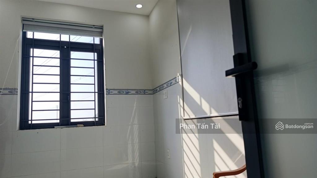 Bán 6,2tỷ nhà vườn 569.7m2 ngang 8,6 nở hậu 14m đường 8m thẳng trục vài mươi mét ra hoàng phan thái