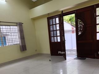 Bán 7 tỷ nhà mặt tiền đường lô 2 kcn lê minh xuân 218,6m2 ngang 6,4m  gần chợ bà lát trần văn giàu