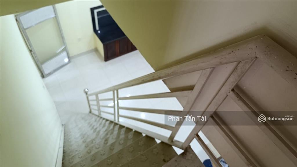 Bán 7 tỷ nhà mặt tiền đường lô 2 kcn lê minh xuân 218,6m2 ngang 6,4m  gần chợ bà lát trần văn giàu