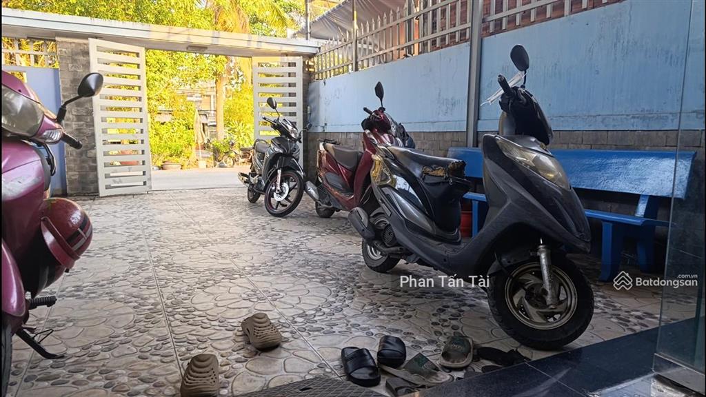 Bán nhà mt võ hữu lợi 100 ra trần văn giàu 220,8m2 ngang 5.98m  cạnh chợ bà lát kcn lê minh xuân