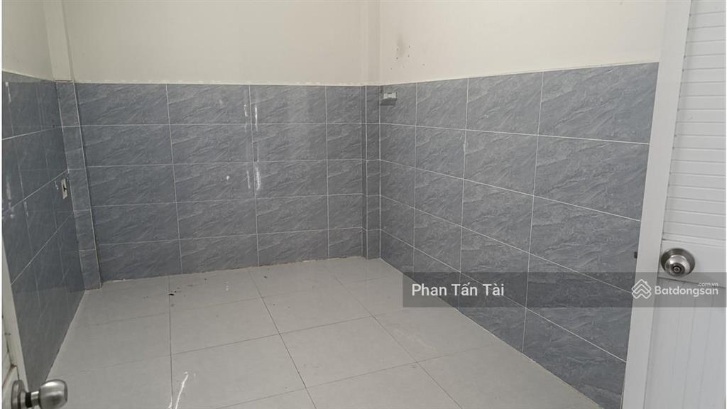 Chỉ 3,6 tỷ có nhà mặt tiền trần văn giàu 56,3m2 kề kcn lê minh xuân 3 chợ bà lát, ở kinh doanh ngay