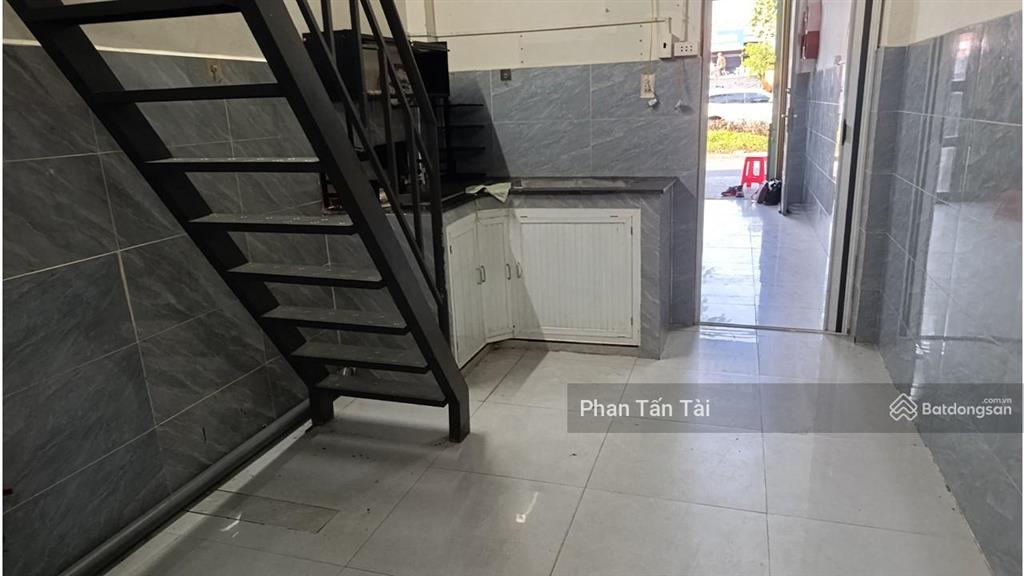 Chỉ 3,6 tỷ có nhà mặt tiền trần văn giàu 56,3m2 kề kcn lê minh xuân 3 chợ bà lát, ở kinh doanh ngay