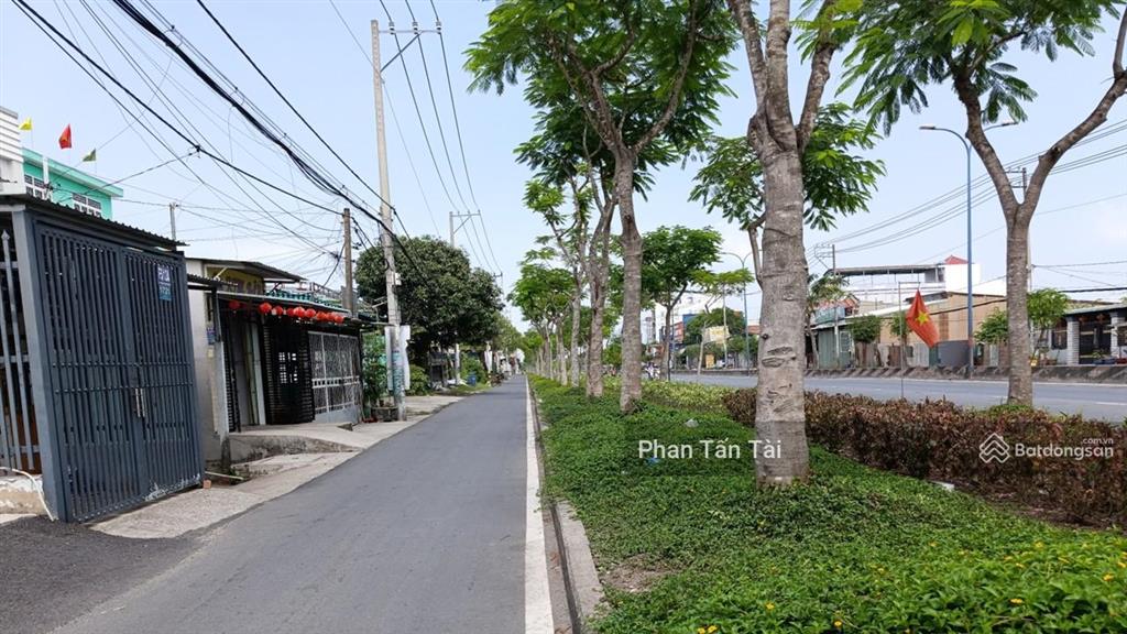 Chỉ 3,6 tỷ có nhà mặt tiền trần văn giàu 56,3m2 kề kcn lê minh xuân 3 chợ bà lát, ở kinh doanh ngay