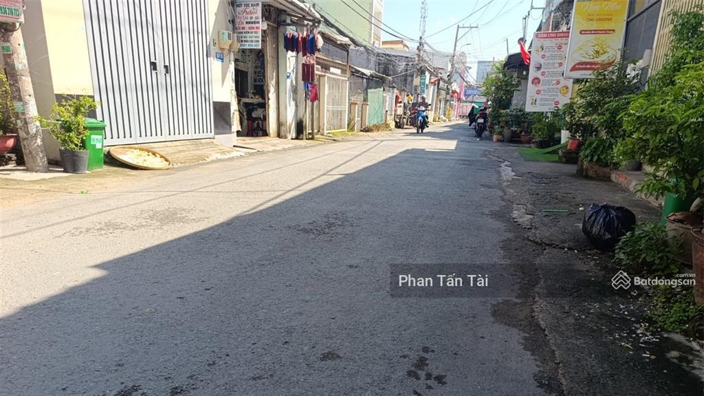 Bán 6,6 tỷ nhà 3 tầng trần đại nghĩa cạnh vòng xoay an lạc 4x19m 172m2 sàn, hẻm ô tô 2 chiều thông