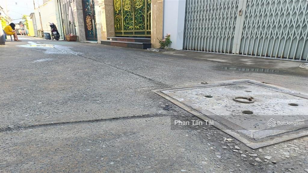 Bán 6,6 tỷ nhà 3 tầng trần đại nghĩa cạnh vòng xoay an lạc 4x19m 172m2 sàn, hẻm ô tô 2 chiều thông