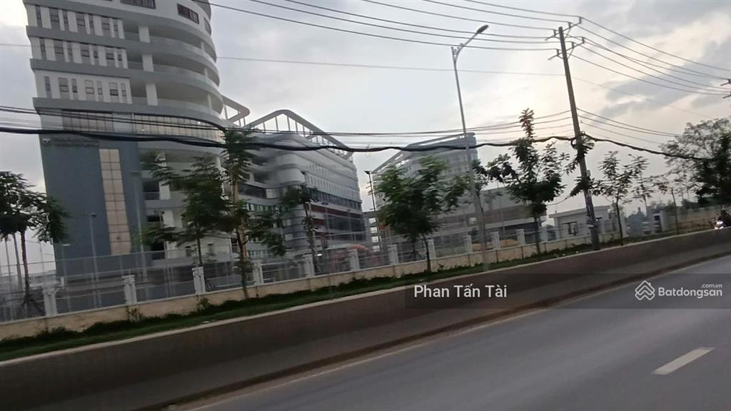 Bán 4,4 tỷ nhà mặt tiền dương đình cúc ở tân kiên 108m² gần đh y phạm ngoc thạch cs2 nguyễn cửu phú