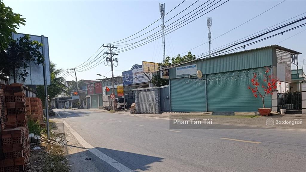 Bán đất mặt tiền 563m2 kênh a gần vđ3 lê minh xuân container 24h nền bê tông tường rào, điện 3 pha