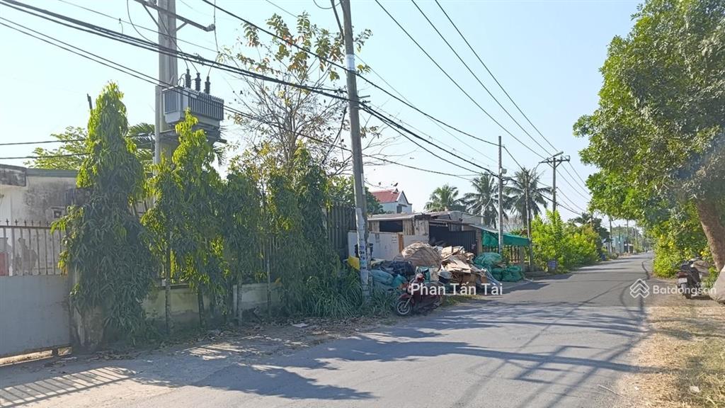 Bán đất mặt tiền 563m2 kênh a gần vđ3 lê minh xuân container 24h nền bê tông tường rào, điện 3 pha