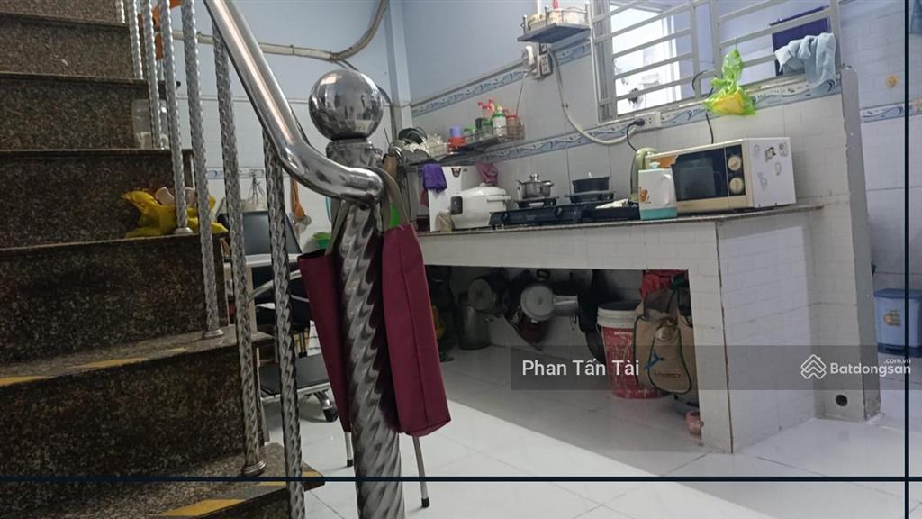 Bán nhà 82,8m2 ngang 5m giá 3,3 tỷ  ôtô 100m ra ql1a  lê khả phiêu gần cầu vượt nguyễn văn linh