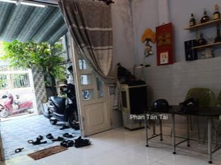 Bán nhà 82,8m2 ngang 5m giá 3,3 tỷ  ôtô 100m ra ql1a  lê khả phiêu gần cầu vượt nguyễn văn linh