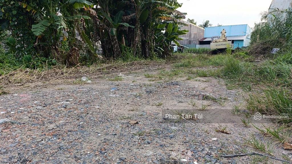 Bán 4,1 tỷ đất mặt tiền thích thiện hòa  thế lữ nd 199m² (5x40) 143m2 thổ cư ở lê minh xuân kê vđ3