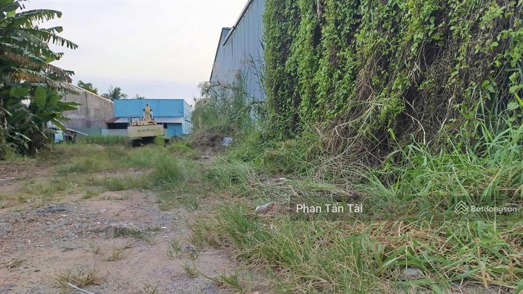 Bán 4,1 tỷ đất mặt tiền thích thiện hòa  thế lữ nd 199m² (5x40) 143m2 thổ cư ở lê minh xuân kê vđ3