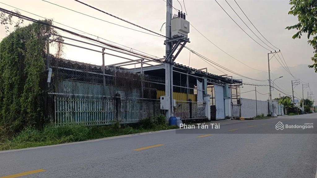 Bán 4,1 tỷ đất mặt tiền thích thiện hòa  thế lữ nd 199m² (5x40) 143m2 thổ cư ở lê minh xuân kê vđ3