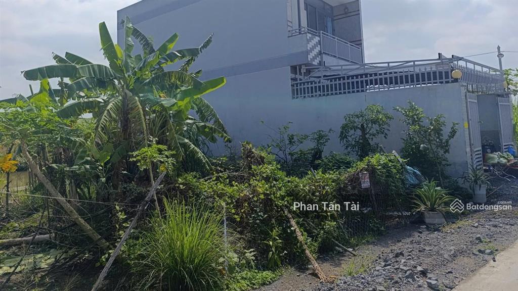 Bán 2,6 tỷ đất ở 105m2 ngang 5m hẻm dp 8m ô tô thẳng một trục ra đoàn nguyễn tuấn gần chợ hưng long