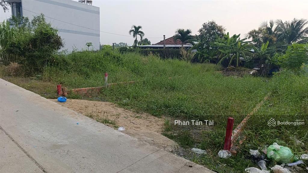 Bán 2,6 tỷ đất ở 105m2 ngang 5m hẻm dp 8m ô tô thẳng một trục ra đoàn nguyễn tuấn gần chợ hưng long