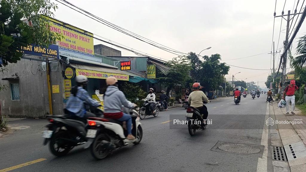 Bán 2,6 tỷ đất ở 105m2 ngang 5m hẻm dp 8m ô tô thẳng một trục ra đoàn nguyễn tuấn gần chợ hưng long