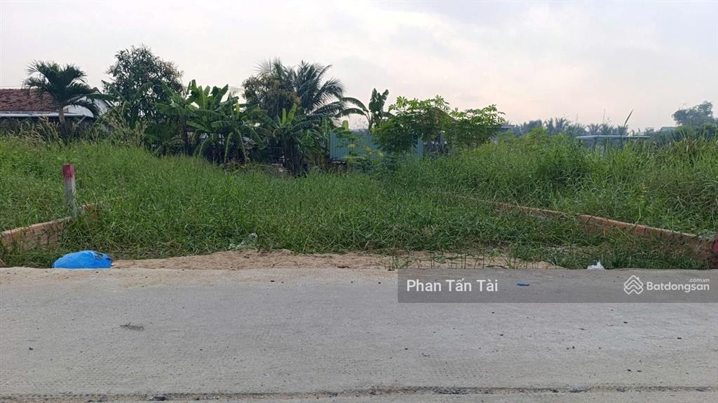 Bán 2,6 tỷ đất ở 105m2 ngang 5m hẻm dp 8m ô tô thẳng một trục ra đoàn nguyễn tuấn gần chợ hưng long