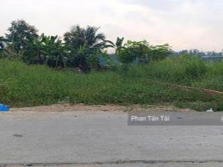 Bán 2,6 tỷ đất ở 105m2 ngang 5m hẻm dp 8m ô tô thẳng một trục ra đoàn nguyễn tuấn gần chợ hưng long