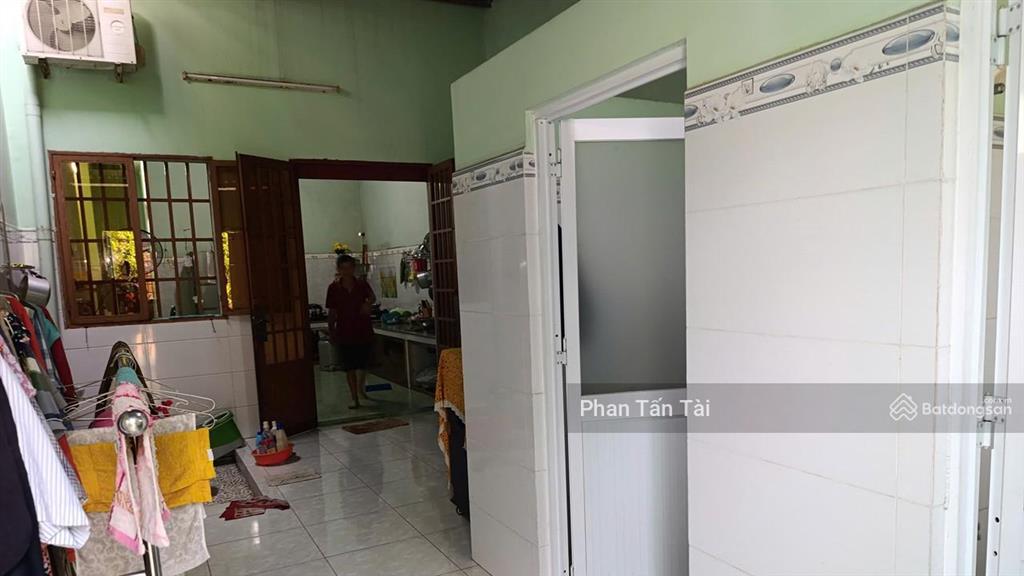 Bán 9 tỷ  nhà 3 tầng mặt tiền đinh đức thiện 242m2 ngay cạnh ngã 3 tân quý gần chợ bình chánh ql1a