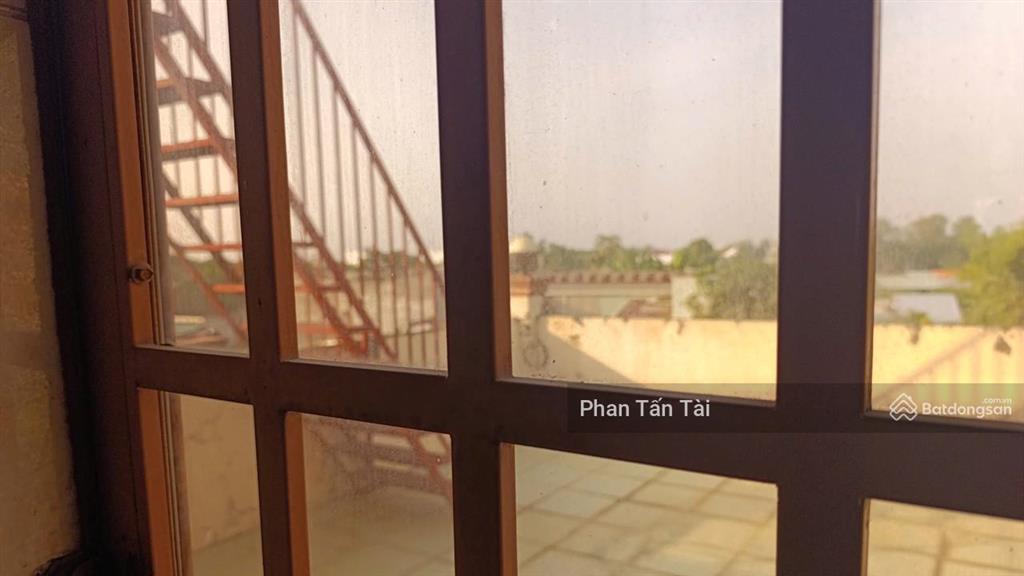 Bán 9 tỷ  nhà 3 tầng mặt tiền đinh đức thiện 242m2 ngay cạnh ngã 3 tân quý gần chợ bình chánh ql1a