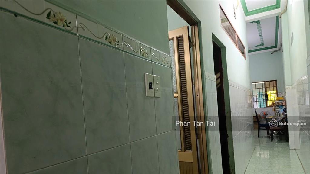 Bán 9 tỷ  nhà 3 tầng mặt tiền đinh đức thiện 242m2 ngay cạnh ngã 3 tân quý gần chợ bình chánh ql1a