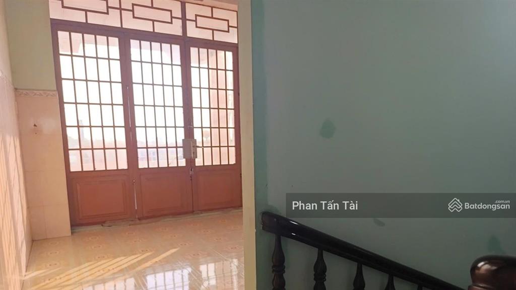 Bán 9 tỷ  nhà 3 tầng mặt tiền đinh đức thiện 242m2 ngay cạnh ngã 3 tân quý gần chợ bình chánh ql1a