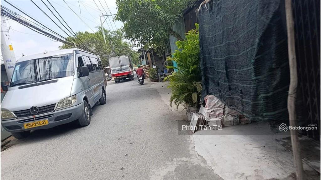 Bán 4,8 tỷ  đất đường ô tô 2 chiều thông ra trần đại nghĩa ở gần vòng xoay an lạc ngang 5m 156,8m2