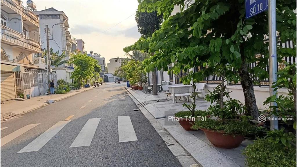 Bán đất 2 mặt tiền kdc nguyễn hữu trí tân túc cận ngã 4 bình điền bình chánh  100m2 (5x20) 60tr/m2