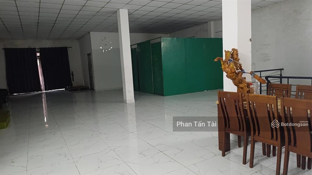 Bán 11,95 tỷ nhà ở đa năng + đất rộng 559m2 mặt tiền lô 2, lê minh xuân song hành với trần văn giàu