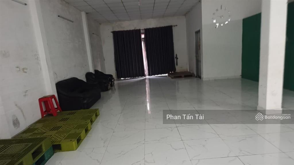 Bán 11,95 tỷ nhà ở đa năng + đất rộng 559m2 mặt tiền lô 2, lê minh xuân song hành với trần văn giàu
