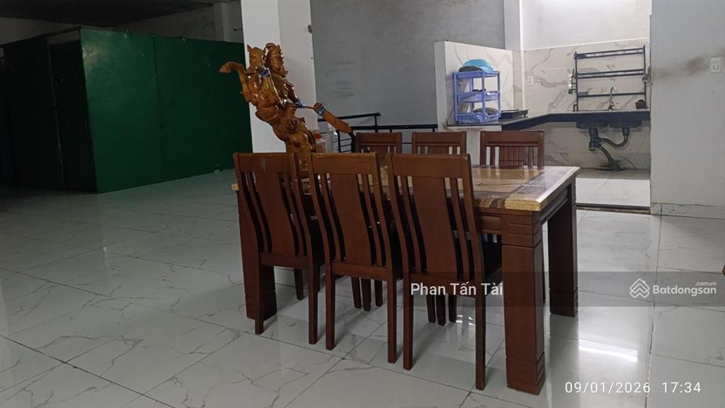 Bán 11,95 tỷ nhà ở đa năng + đất rộng 559m2 mặt tiền lô 2, lê minh xuân song hành với trần văn giàu